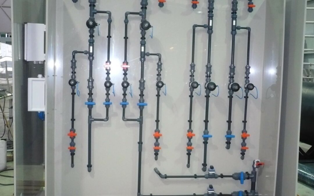 Réalisation d’un laveur de gaz horizontal en PPH pour notre client secteur électronique.